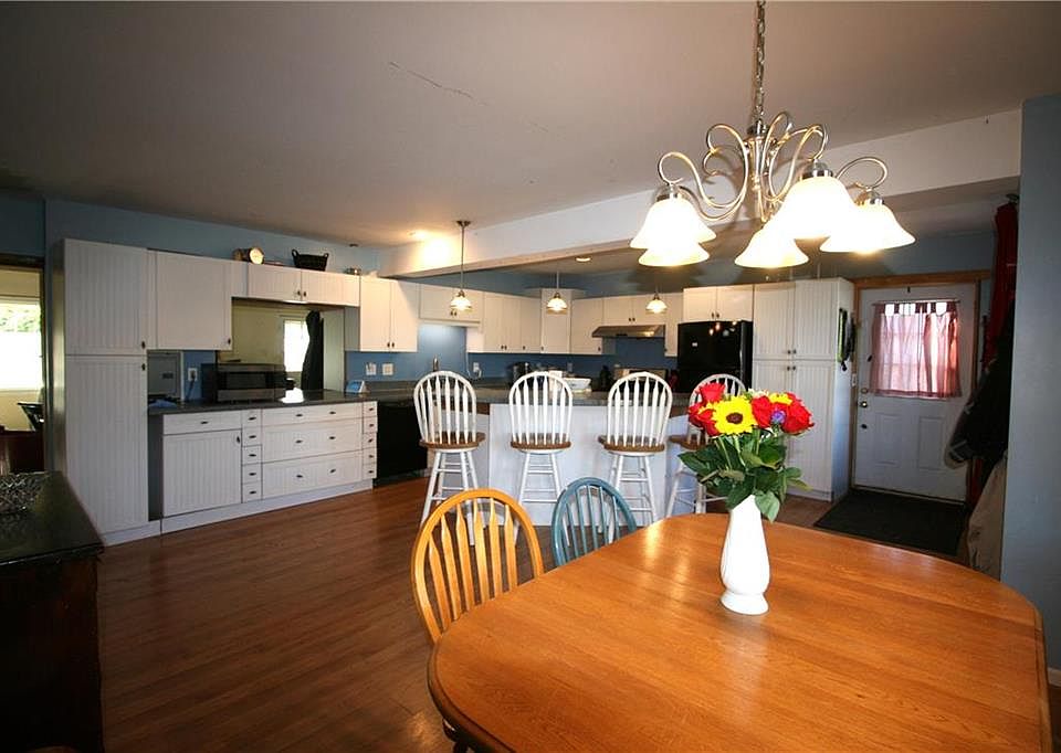 2726 John St, Easton, PA 18045 Zillow