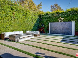6440 Hayes Dr, Los Angeles, CA 90048