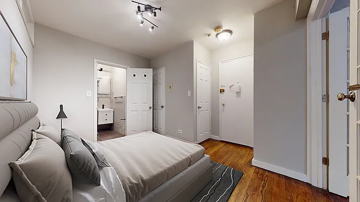 Rented by Bond New York | media 7