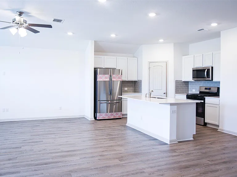 231 Sweetwater Creek Ln — Photo 22