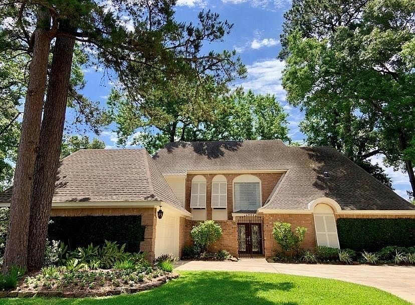 1st image of 8214 Magnolia Glen Dr