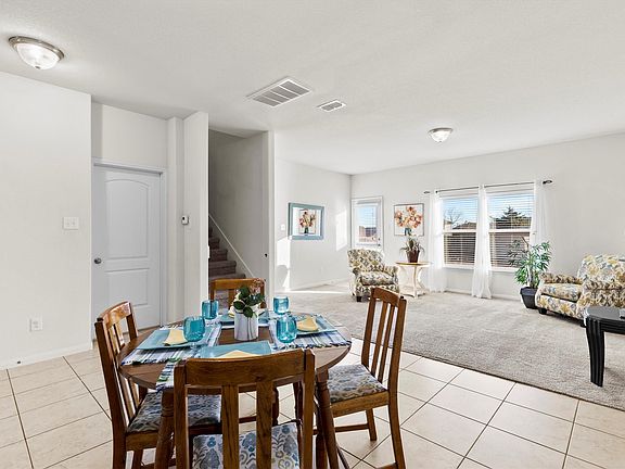 5th image of 2112 Foxglove Ct