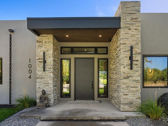 5th image of 1004 Cottonwood Pl NW