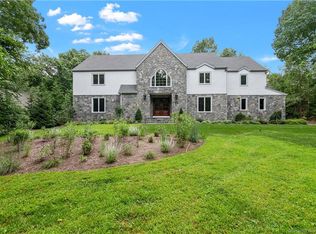 475 Three Corners Rd, Guilford, CT 06437