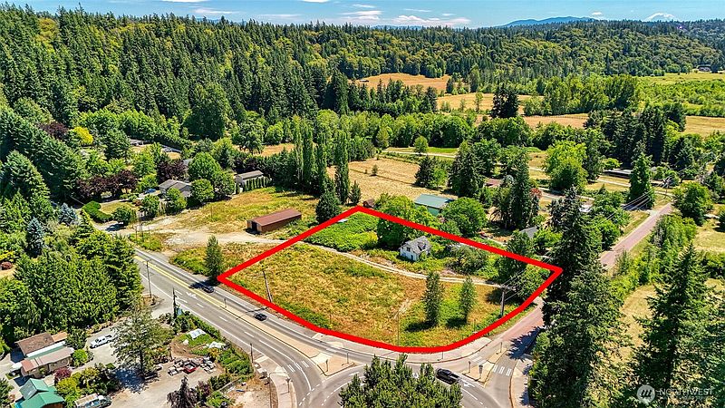 2nd image of 7740 196th Avenue NE