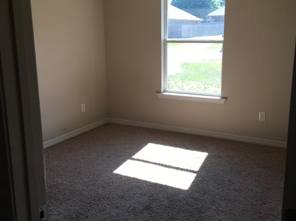 2872 Rebecca Dr E, Mobile, AL 36618