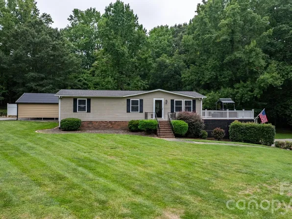 4091 Little Mountain Rd, Newton, NC 28658