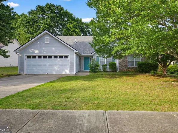 1029 Harbins Pass Dr, Dacula, GA 30019