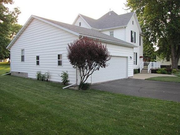 Asphault Drive & B-Ball Hoop