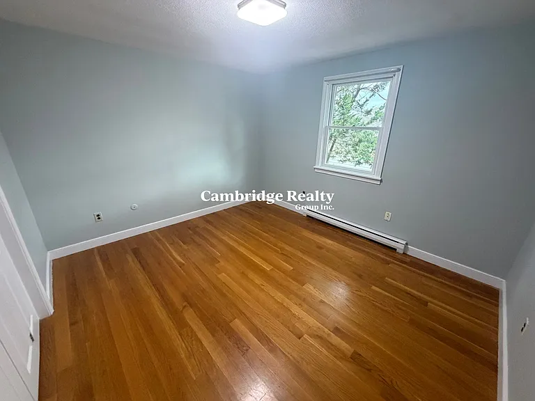 90-92 Sylvia St #2 — Photo 10
