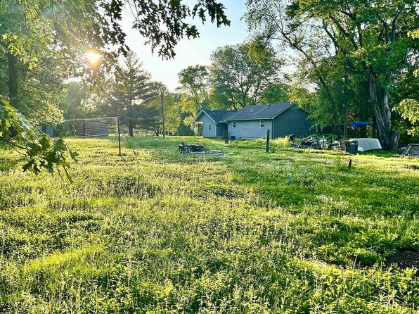 1207 Gentile St, Colp, IL 62921