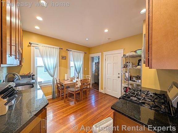 2nd image of 436 Main St #3