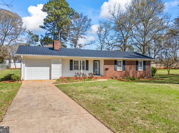 131 Roosevelt Blvd, Commerce, GA 30529