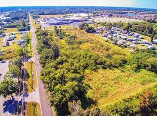 NW 1st Ave, Ruskin, FL 33570