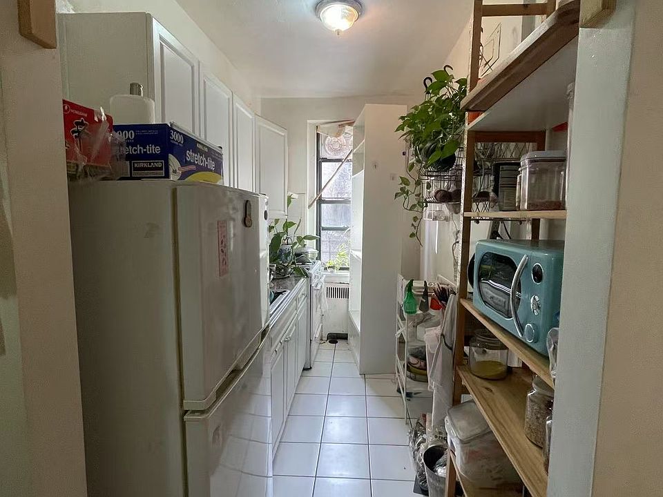 1st image of 143-48 41st Ave #40