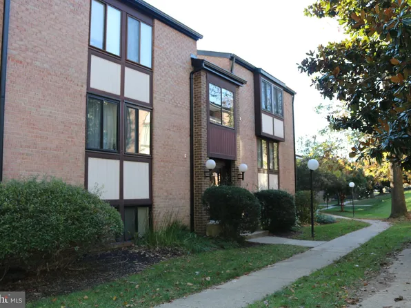 3105 Buccaneer Ct APT 2, Fairfax, VA 22031