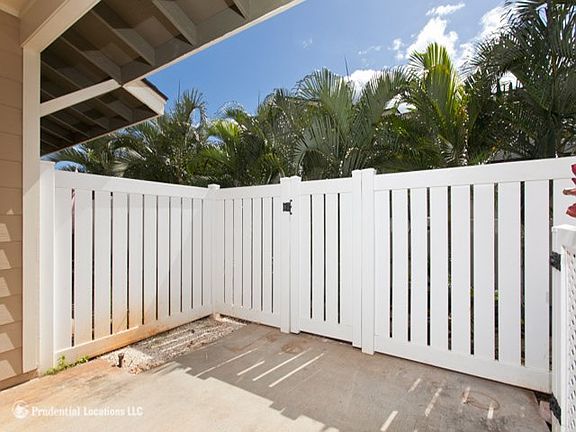4th image of 92-1520 Aliinui Dr #2103