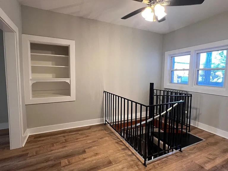 4-8 Farrington Ave #1A — Photo 5