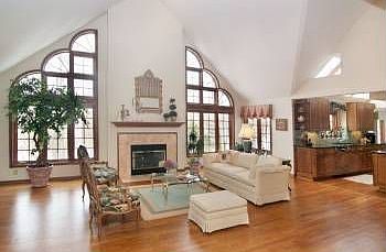 3rd image of 3505 Woodstone Dr