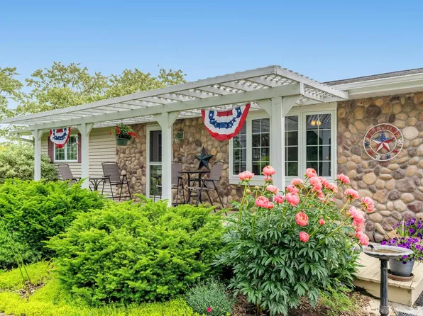 N1740 South Town Hall ROAD, Chilton, WI 53014