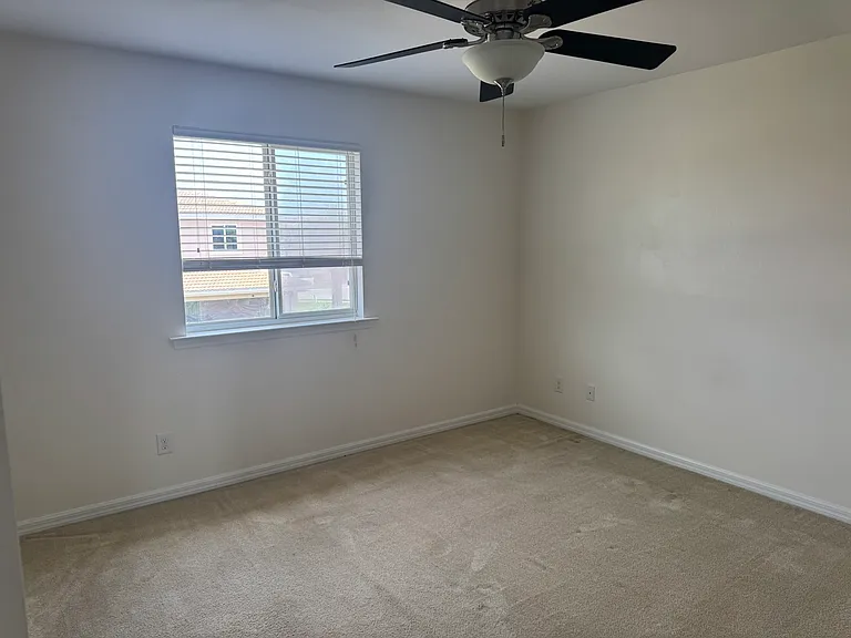 3800 Clearbrook Ln — Photo 11