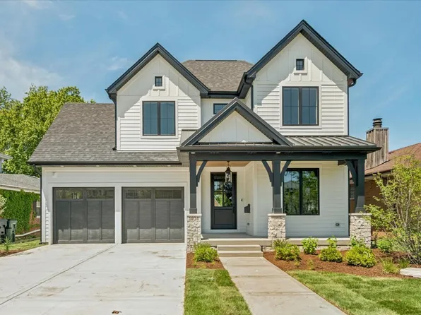 1404 S Ashland Ave, Park Ridge, IL 60068