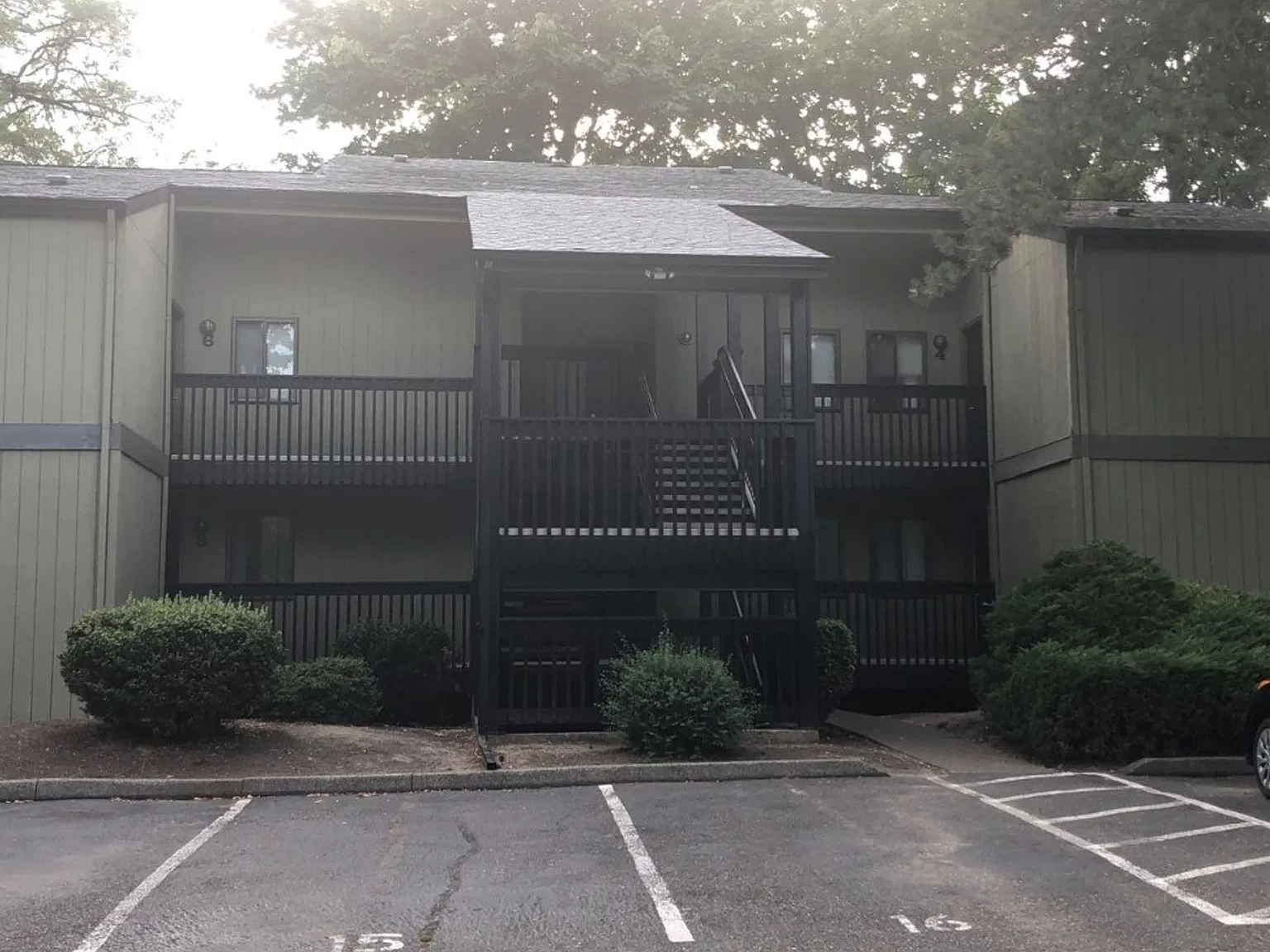 Lancaster Apartments — Photo 4