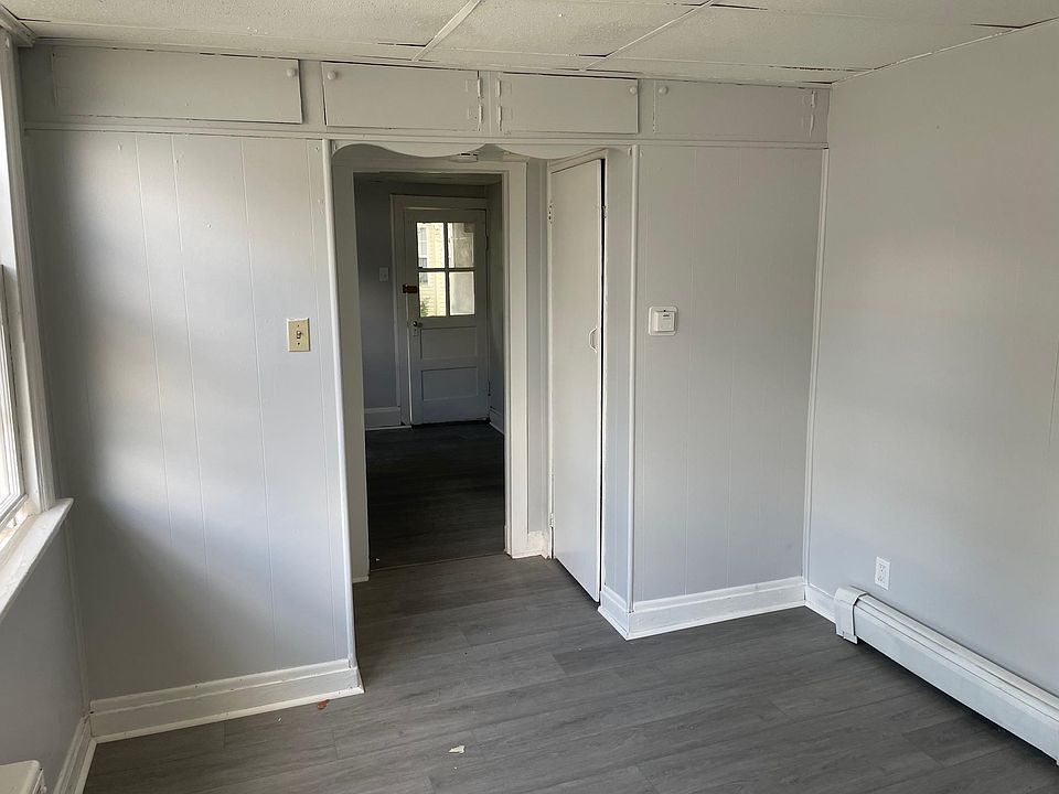 429 Jackson Ave #C, Magnolia, NJ 08049 | Zillow