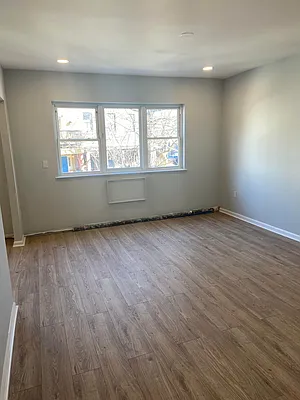 Rented by NY Space Finders Inc. | media 3