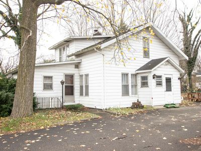 56453 M 51 S, Dowagiac, MI, 49047