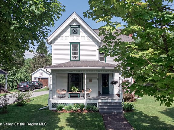 2nd image of 95 Maple Avenue