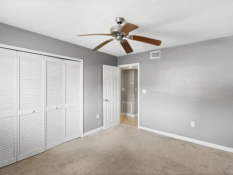 2360 Naples Trace Cir #2 — Photo 8