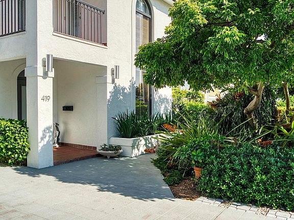 4th image of 419 N Lakeside Drive