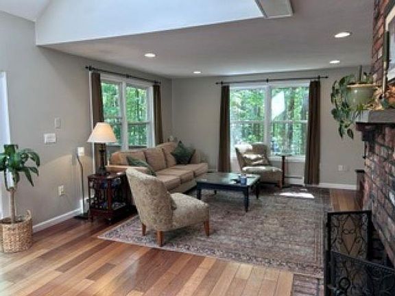 5th image of 45 Blossom Road