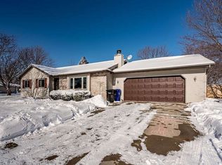 1312 E Meadow Grove Blvd, Appleton, WI 54915