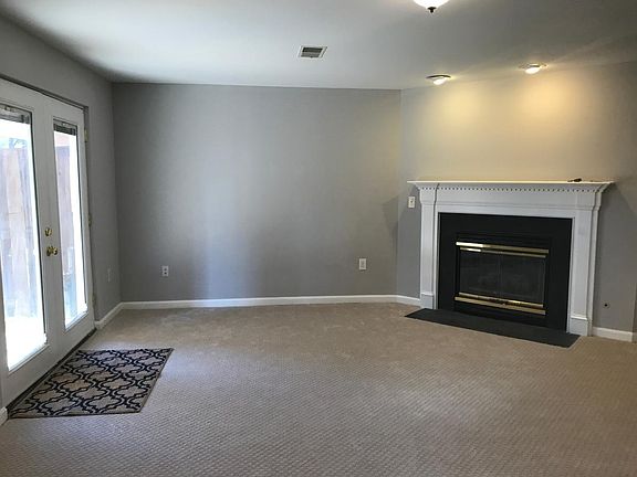 3rd image of 13103 Willow Stream Ln