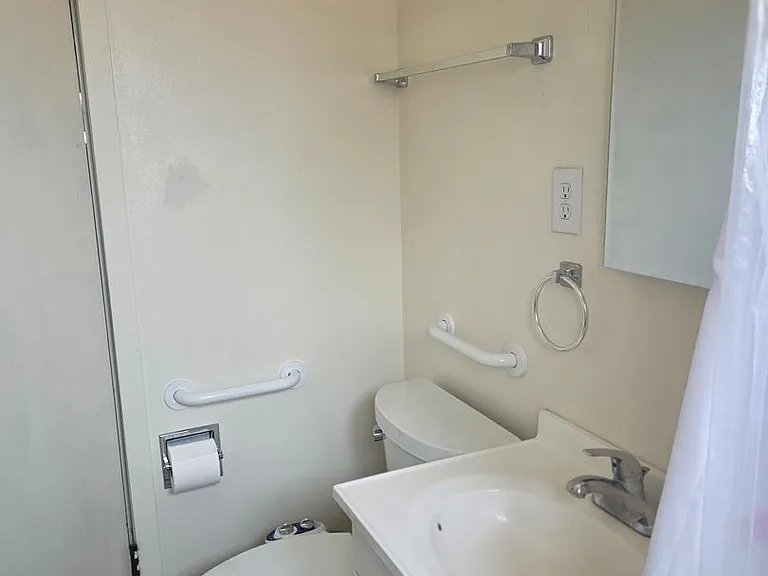 2640 Stine Way — Photo 8