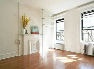 192 Spring St APT 15, New York, NY 10012