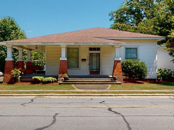 412 N Caswell Street, La Grange, NC 28551