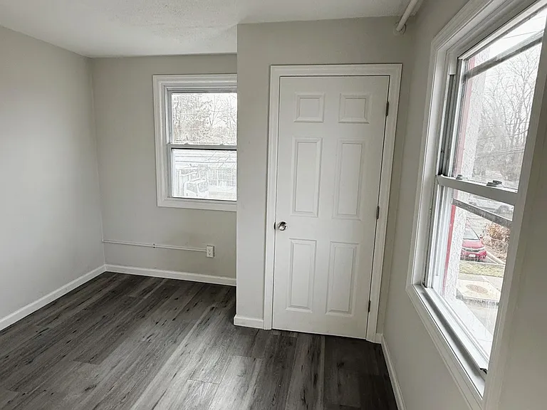 134 New York Ave #1 — Photo 7