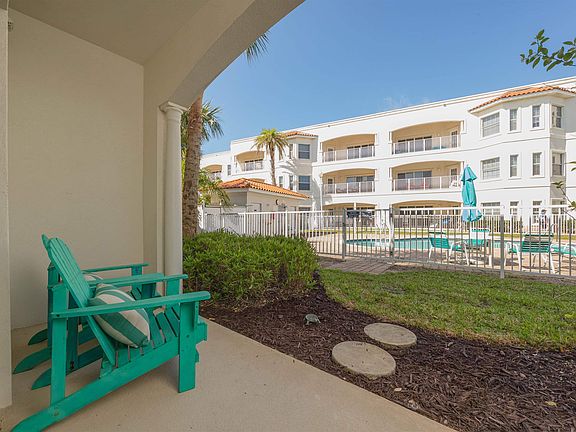 4th image of 317 Royal Caribbean Ct