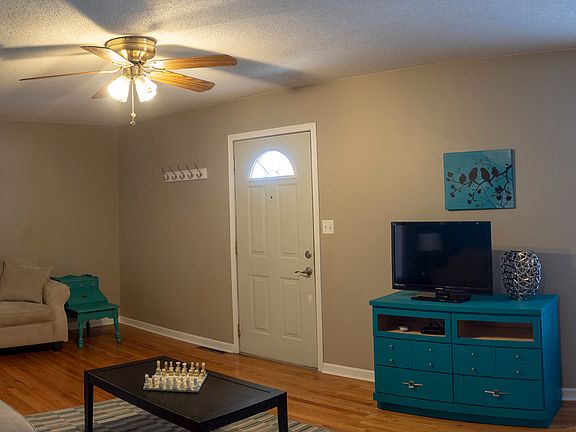 Main Floor Living Room