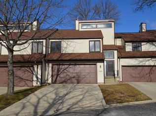 538 Oakbrook Cir, Flushing, MI 48433