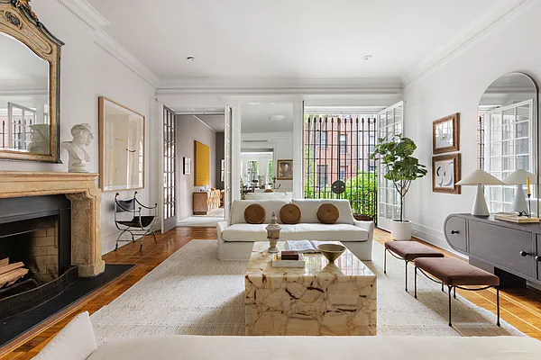 Sold by Compass | media 10