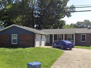 908 S 34th St, Mount Vernon, IL 62864