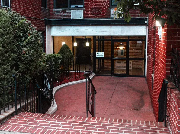 2701 Newkirk Ave APT 3D, Brooklyn, NY 11226