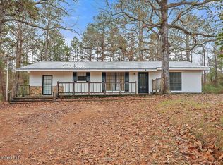 137 Martin Cir, Mendenhall, MS 39114