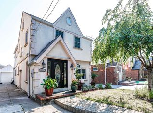 24810 87th Dr, Bellerose, NY 11426