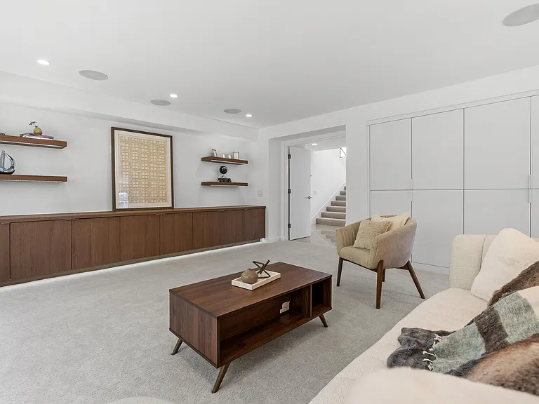 715 Bayside Dr — Photo 22