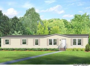 30 Spring St, Candler, NC 28715